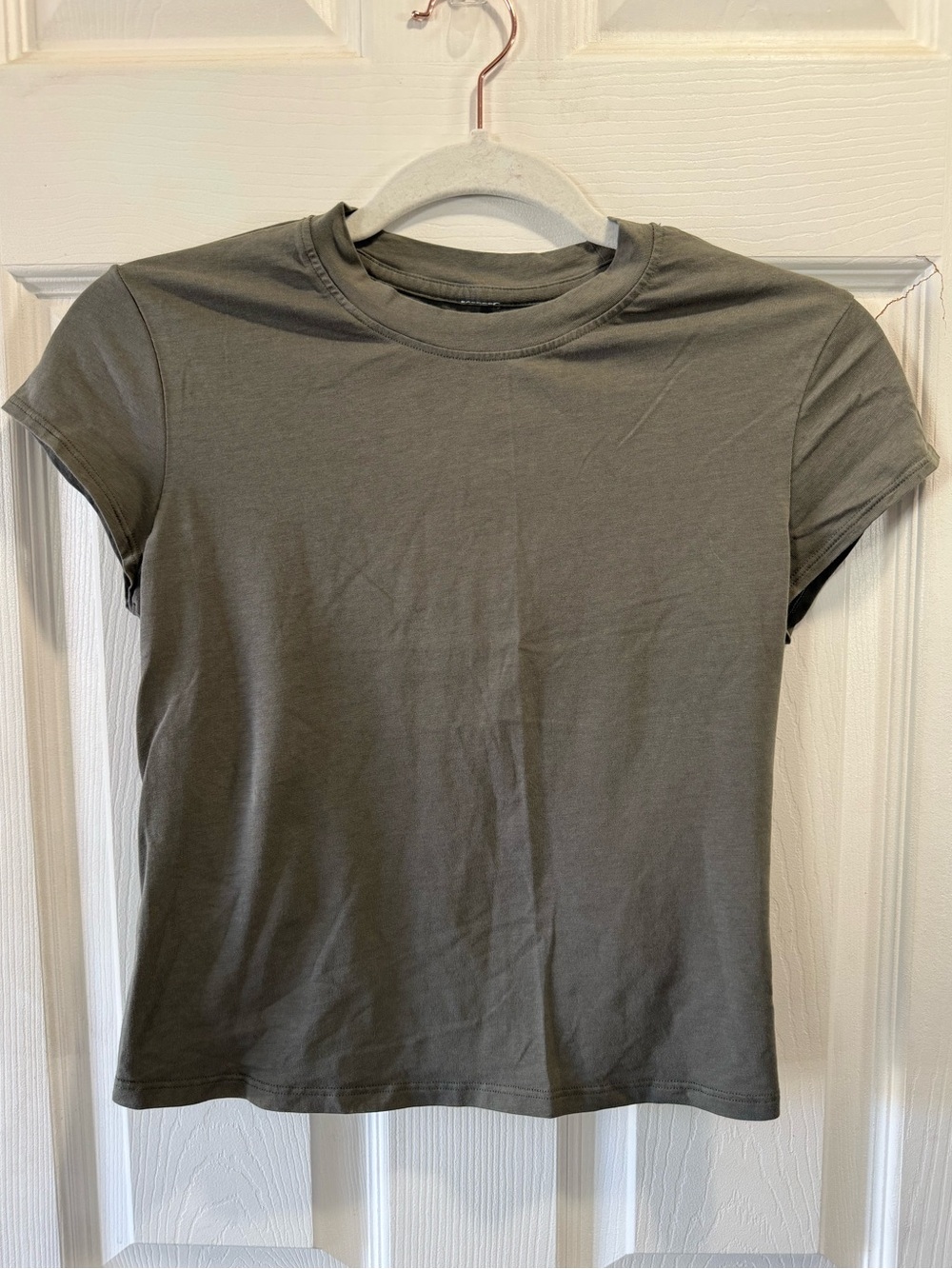 Lululemon Olive Green Baby Tee Small EUC